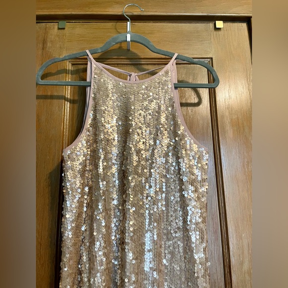 Pink sequin dress - Picture 3 of 9